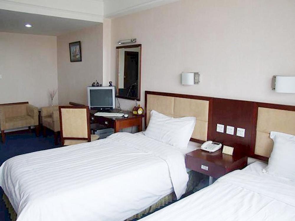 Changchun Ya Tai Hotel Exterior foto